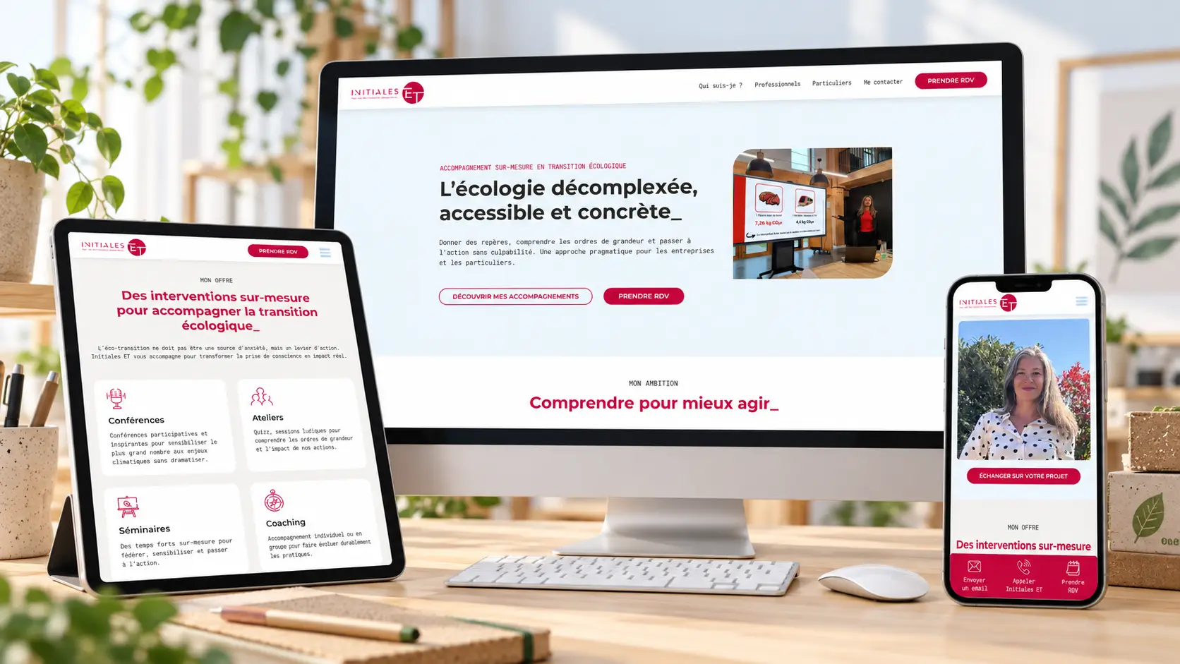 initiales et website mockup